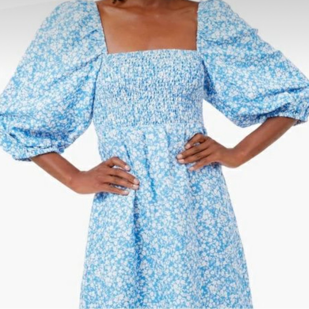 Tuckernuck Blooms on Broad Annie. Size m
